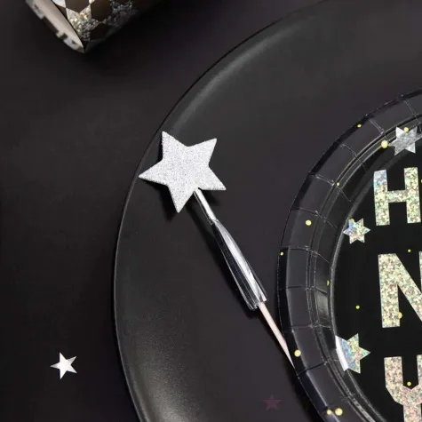 talerzyki papierowe happy new year nowy rok srebrno czarny partypal 18 cm 6 szt