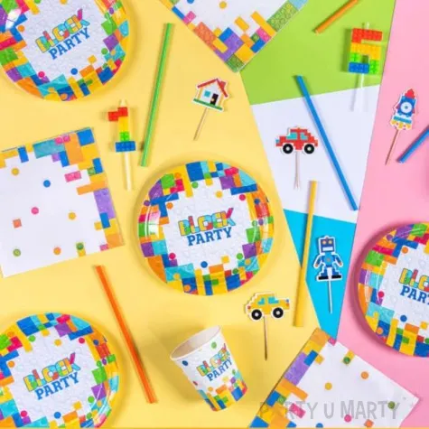 talerzyki papierowe klocki block party partypal 18 cm 6 szt