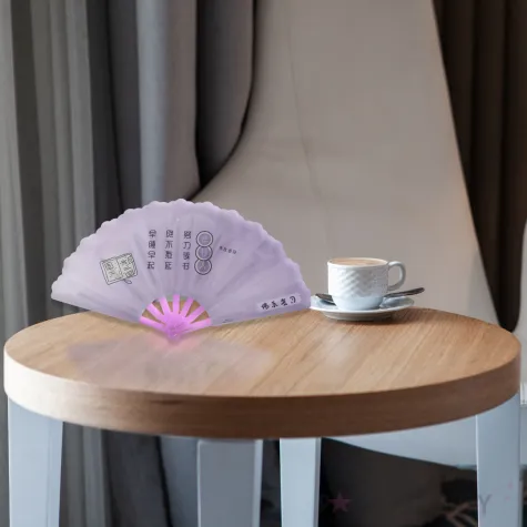 xx wachlarz fioletowy plastikowy