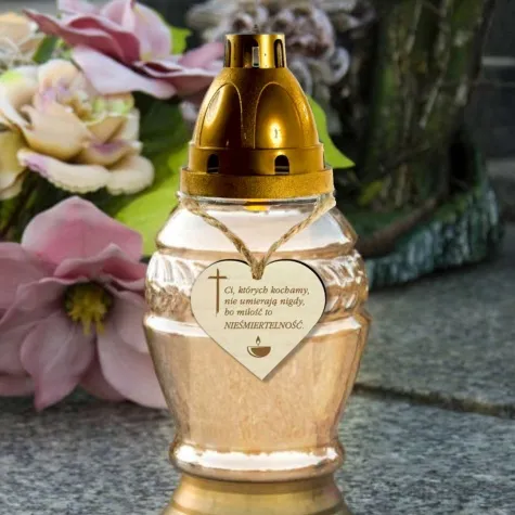 zawieszka drewniana na znicz krzyz i znicz 90x80 mm