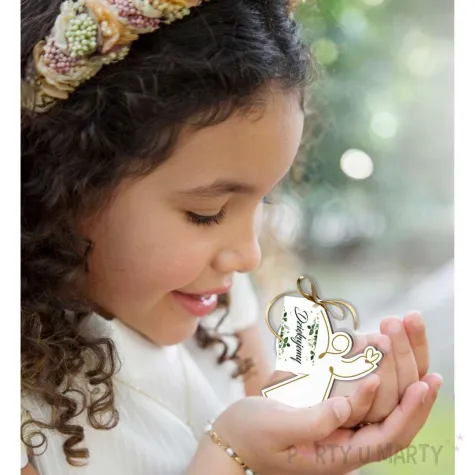 zawieszka hdf aniolek z sercem dziekujemy bialy 9 5 cm