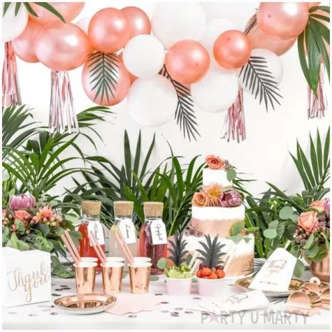 zawieszki do prezentow merry xmas biale 10 szt