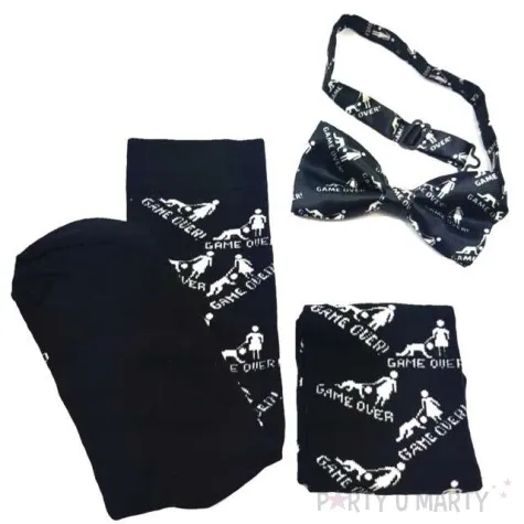 zestaw game over mucha i skarpetki czarno biale bgtech