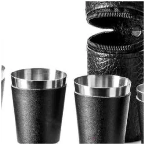 zestaw kieliszki do shotow podrozne gadgetmaster 4 szt