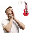 brelok dwugryfowa gitara czerwona kemis