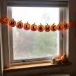 dekoracja do powieszenia na halloween baner girlanda papierowa dynie napis ozdoba halloweenowa