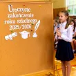 dekoracja do szkoly na gazetke tablice apel napis uroczyste zakonczenie roku szkolnego
