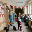 dekoracja na 11 listopada swieto niepodleglosci girlanda baner flagi polska bialo czerwony 3 6 m