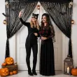 dekoracja na halloween andrzejki sylwestra czarna kurtyna na drzwi metaliczna foliowa 200x100 cm