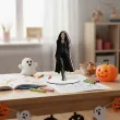 dekoracja na halloween drewniana figurka wampirzyca do postawienia 15 cm