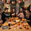 dekoracja na halloween swieczka krwawe oko plywajace partydeco 40 mm