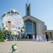 dekoracja na komunie drewniana tablica powitalna kielich z biblia personalizacja ozdoba sali
