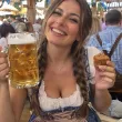 dekoracja na muffinki kielbaski ciasto pikery oktoberfest flagi w kratke niebieskie 6 szt