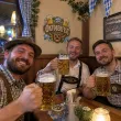 dekoracja na oktoberfest plakat do powieszenia na okno drzwi bawarski festiwal piwa festyn bawaria
