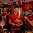dekoracja na tort urodziny kibica fan manchester united fontanna raca tortowa pilka nozna 18cm