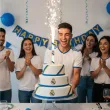 dekoracja na tort urodziny kibica fana real madryt fontanna raca tortowa pilka nozna 18cm