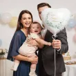 dekoracja prezent na chrzest swiety balon foliowy personalizowany serce z imieniem eukaliptus