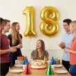 dekoracje na 18 urodziny zestaw balonow liczba 18 zloty 33 dgt 2 elementy