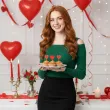 dekoracje na babeczki walentynkowe pikery na muffinki czerwone serca 6 szt