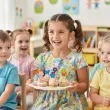 dekoracje na dzien wiosny pikery na muffinki babeczki kwiatki i motylki do przedszkola x6