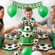 dekoracje na urodziny pilkarza talerzyki pilka bialo czarne partydeco 18 cm 6 szt