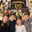 dodatek do stroju na dzien gornika czapka papierowa barborka czako zielona dla dzieci
