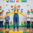 dodatek do stroju na dzien wiosny czapka bocian filcowa dla dzieci do przedszkola szkoly