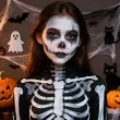 dodatek do stroju na halloween biala farbka do twarzy makijazu wampir duch kosciotrup