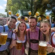 dodatek do stroju na oktoberfest wieczor kawalerski opaska na glowe kufle piwa do fotobudki