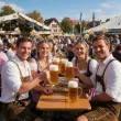 dodatek do stroju na oktoberfest wieczor kawalerski opaska na glowe kufle piwa do fotobudki