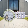drewniana tablica powitalna komunia swieta kielich z biblia dekoracja sali powitanie gosci 39