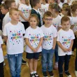 koszulka dziecieca z nadrukiem dla chlopca dziewczynki dzien kropki biala do przedszkola 104