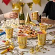 kubeczki papierowe happy new year zlote partydeco 220 ml 6 szt