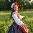 opaska z kwiatami do stroju na apel marsz swieto niepodleglosci 11 listopada polska bialo czerwona