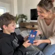 prezent na dzien chlopaka upominek opakowanie na czekolade super chlopak bohater pudelko