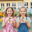 prezent na dzien kobiet 8 marca do przedszkola szkoly pracy kartka okolicznosciowa chlopczyk