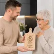 prezent na dzien matki urodziny deska do krojenia wszystko smakuje gdy mama gotuje imie