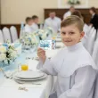 prezent na pierwsza komunie swieta karnet na banknot pieniadze chlopiec w albie 12x7 5 cm