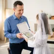 prezent na pierwsza komunie swieta personalizowana pamiatka komunijna w drewnie obrazek ramka