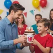 prezent na urodziny dla kibica pilkarza kubek pilka nozna bayern monachium personalizacja