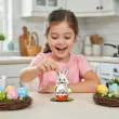 prezent na wielkanoc podstawka na jajko kinder niespodzianka bialy kroliczek figurka