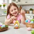 prezent na wielkanoc podstawka na jajko kinder niespodzianka kurczak i pisanki figurka