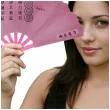 rozowy wachlarz na karnawal z napisem po chinsku plastikowy