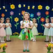 stroj na dzien wiosny karnawal spodniczka pani wiosna dla dziecka do przedszkola 33 cm